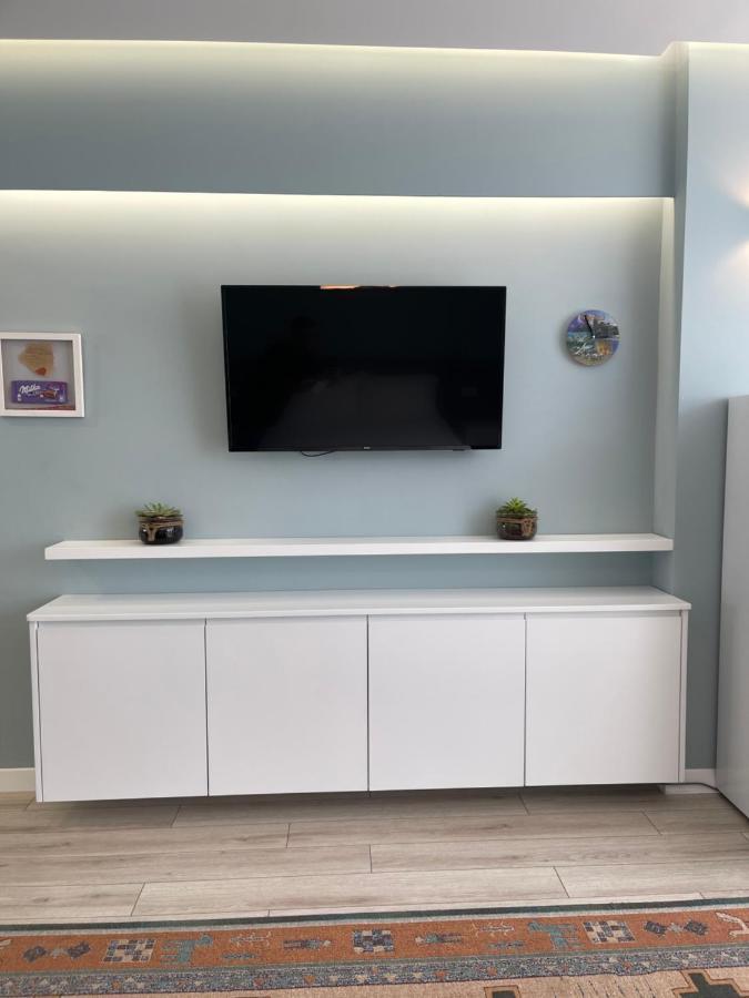 Comfort Apartment In City Center Tirana Exterior foto